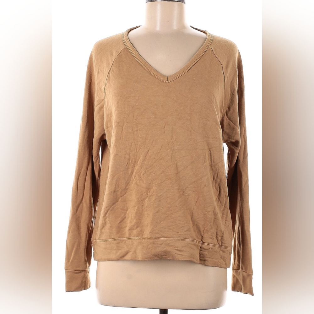 Workshop  NWT v neck sweater, soft fabric, fluffy inside, Lightweight